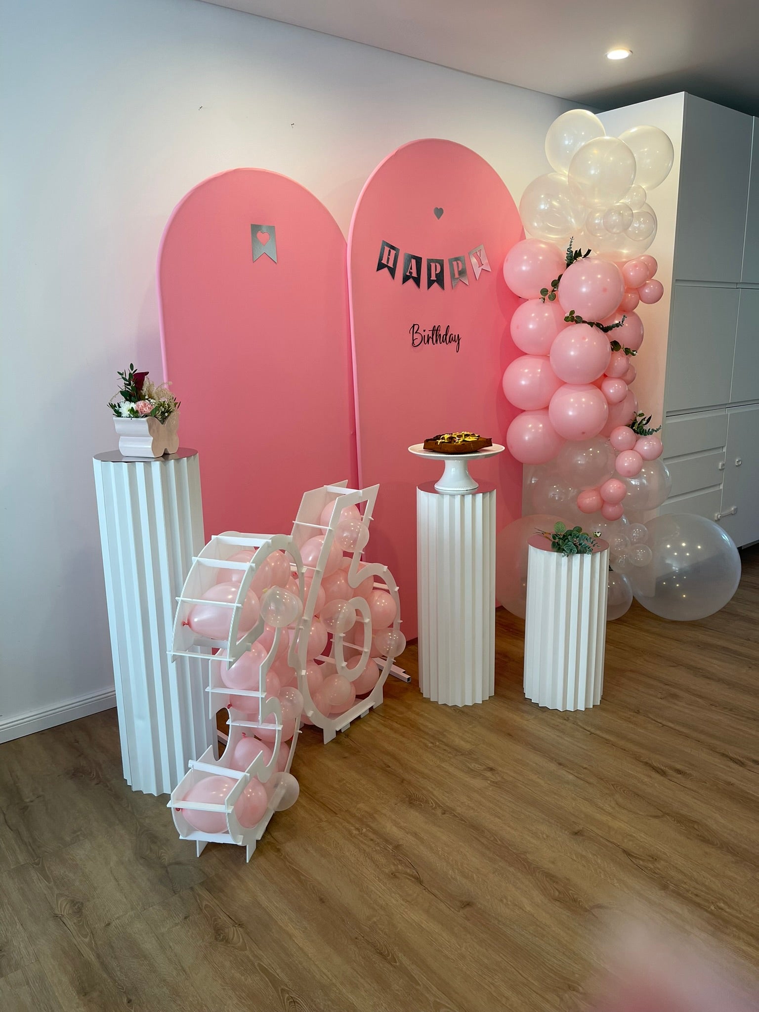 Party Dekowand Arch Wall mieten