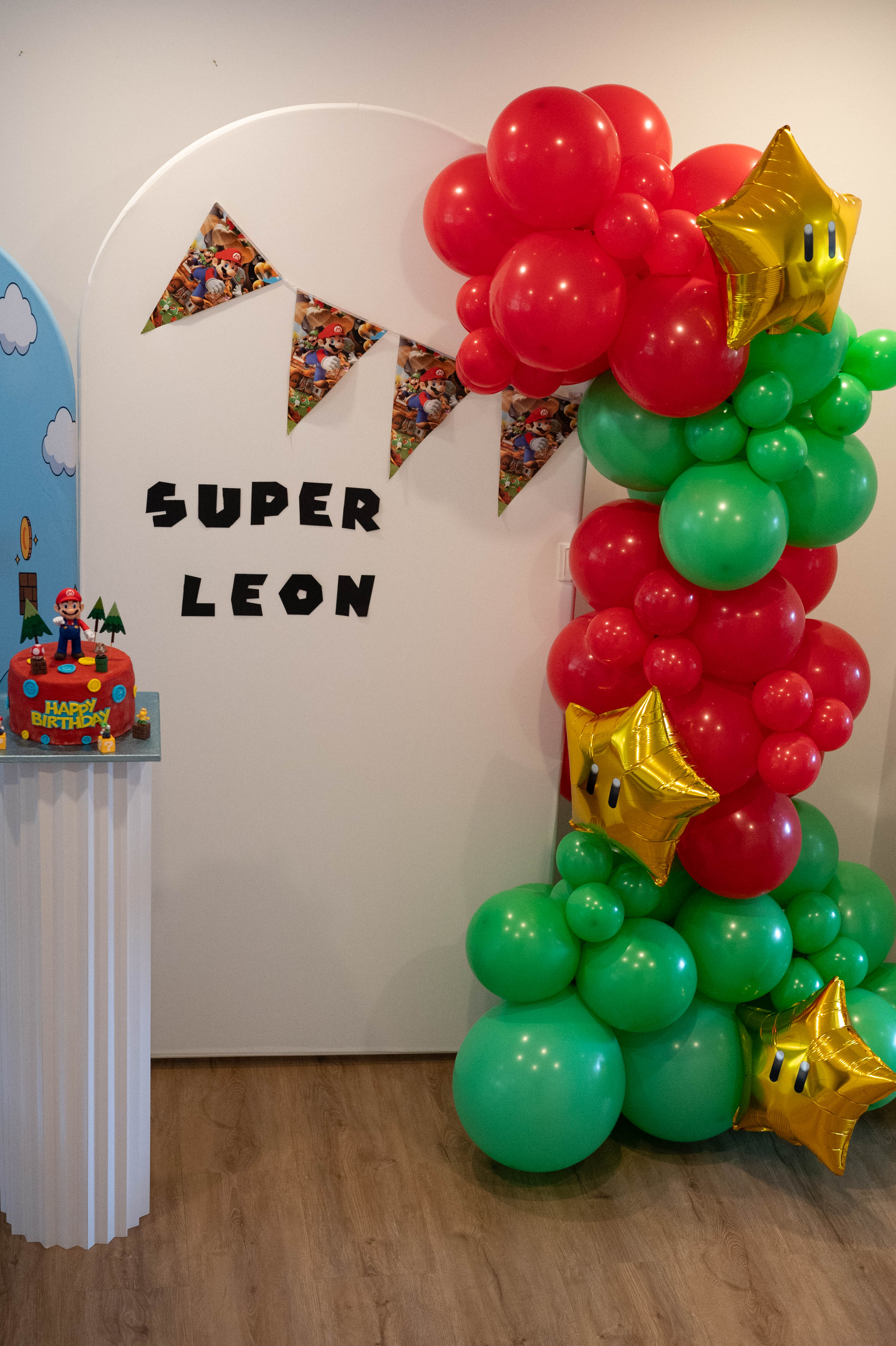 Party Dekowand Arch Wall mieten
